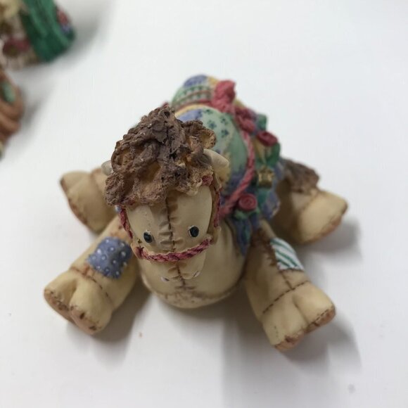 Vintage 1994 Cute as a Button Mary Rhyner Nativity Set 8 pieces Sew Cute!! - Picture 9 of 13